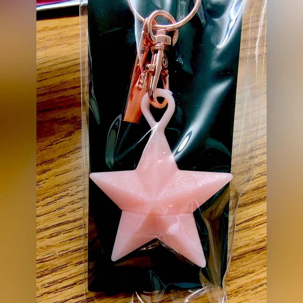 Starbucks stopper star holidays 2023